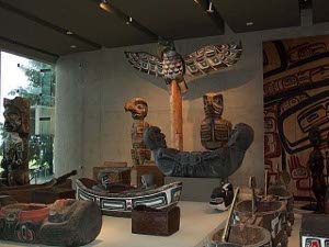 The carvings include various mythological figures based on birds and animals.