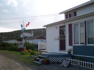 Replace with detailed title to appear when image doesn't load or for blind persons