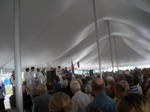 Seven priests assist the monsignor at the mass sung in Slovak