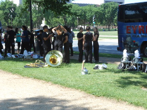 Memorial Day Parade begins